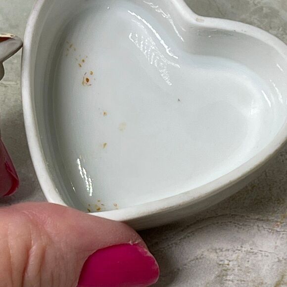 Vintage Gerold Porzellan Heart shaped trinket box Tettau, Bavaria, West Germany - Picture 4 of 6